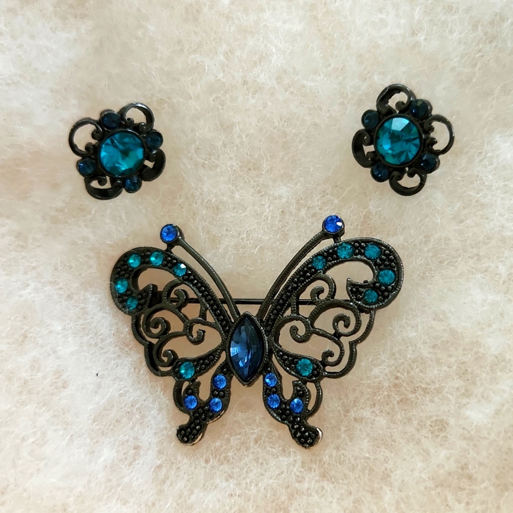 Vintage Blue Butterfly Brooch and Earrings